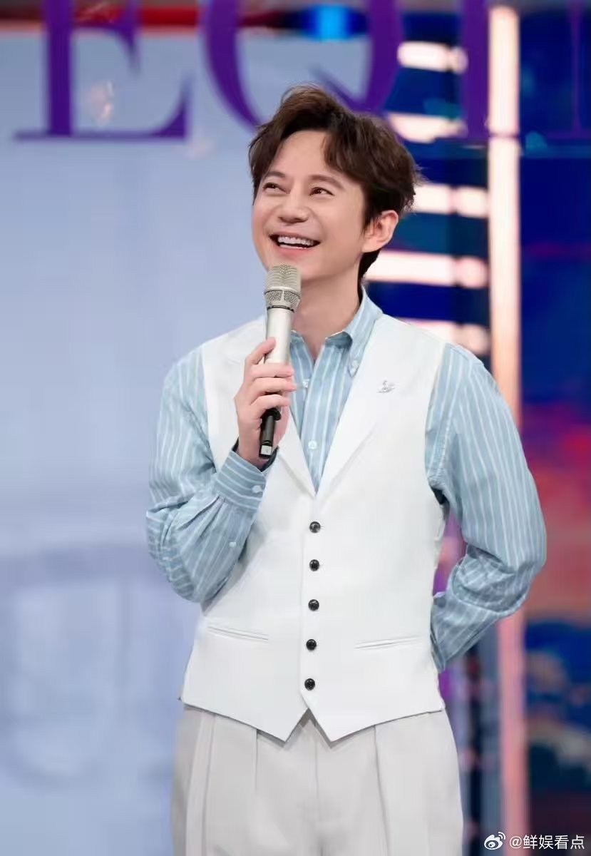 魏大勋说何炅第一个想到自己很正常 何老师第一个想到魏大勋，大勋的反应太真实了！果