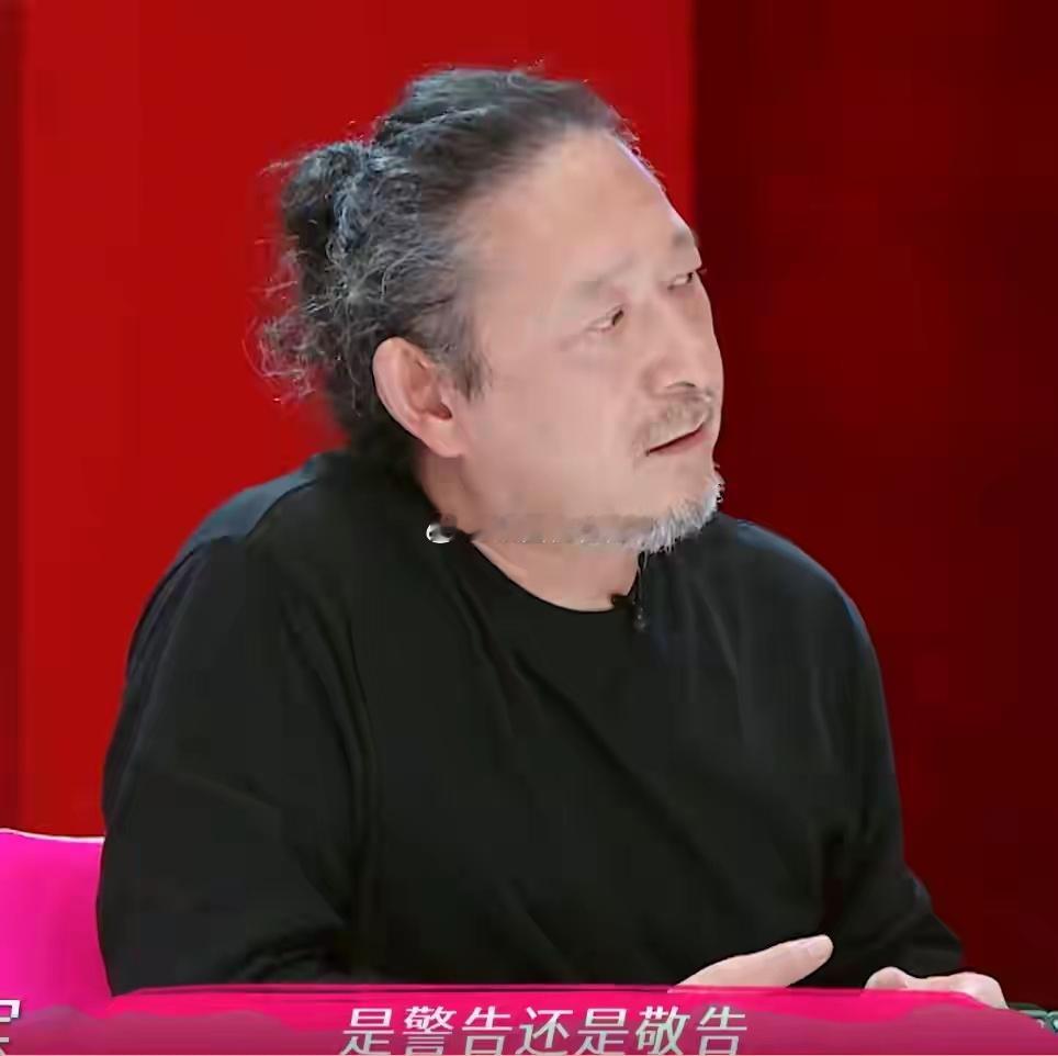 看到三宝、万千惠的大尺度结婚照，感觉倪萍想劝和他们一家人，只是徒劳。 ​​​