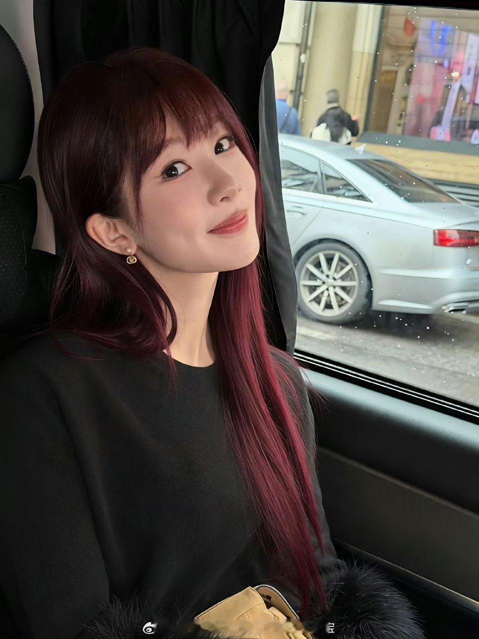 杨紫染红发哇哇哇红发小紫！！ 