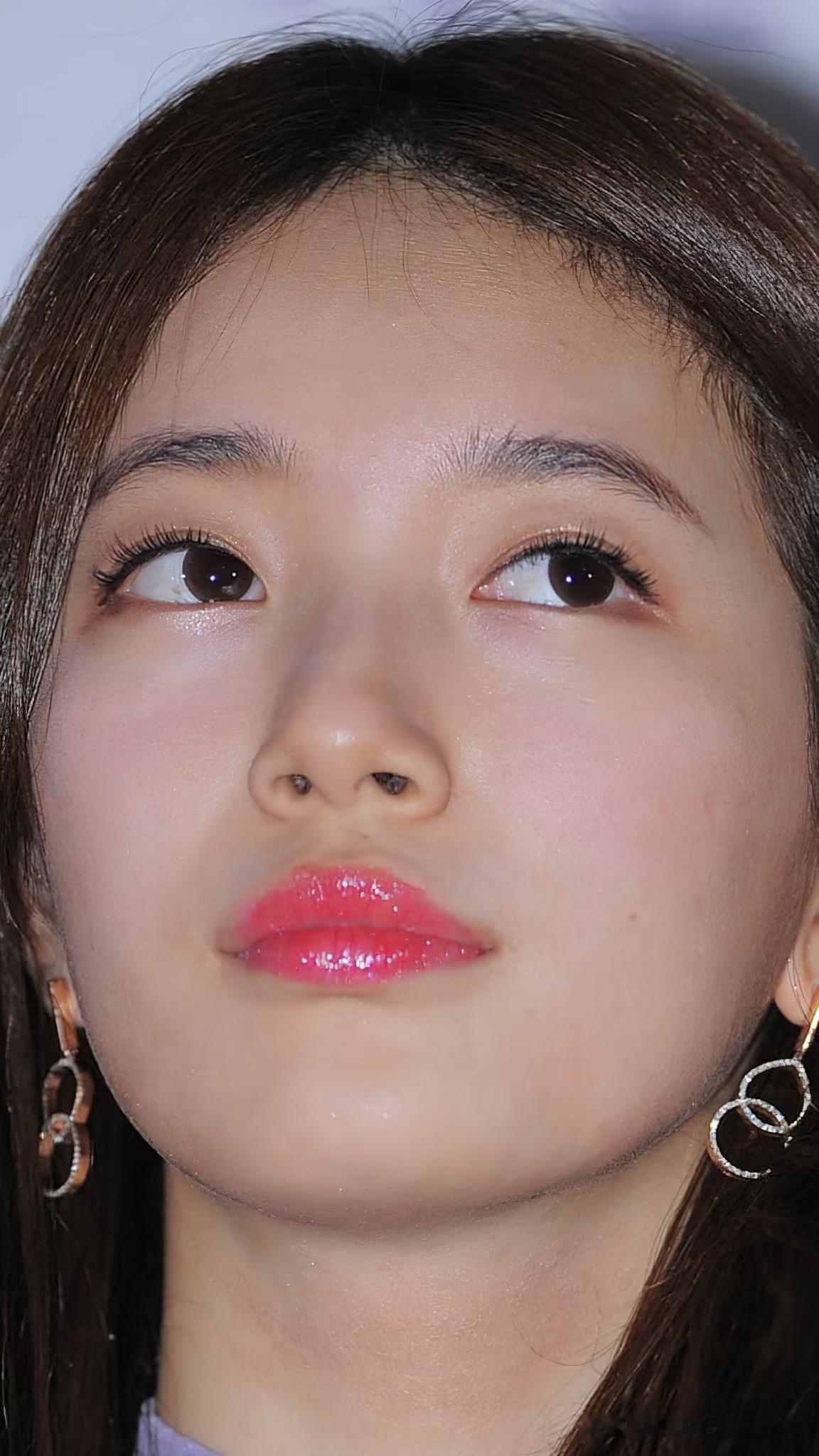 Bea Suzy 裴秀智怼脸美拍