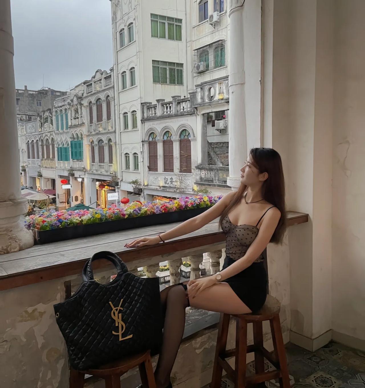你觉得女人最重要的是美貌还是人品