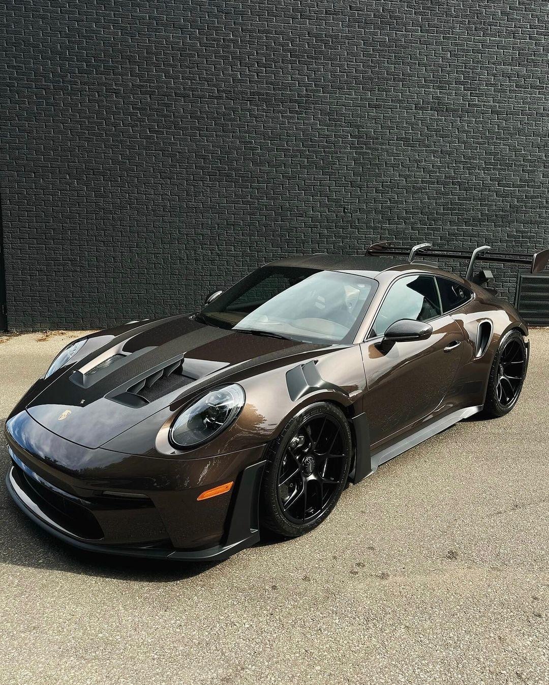 克利夫兰 (992.1) GT3 RS PTS Macadamia Metall