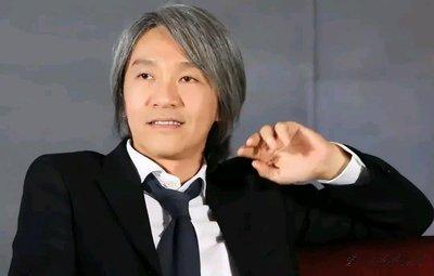 刘震云：“永远不要瞧不起任何人。一只鸟能吃一万只蚂蚁，一万只蚂蚁却只能吃一只鸟；