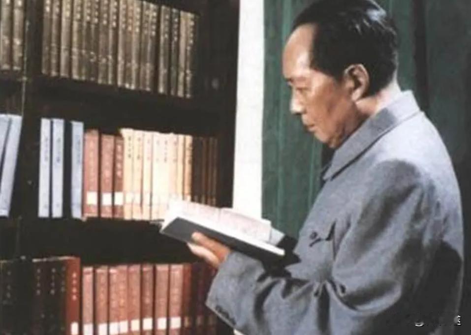 毛主席如何评价《封神演义》？


毛主席对古典小说情有独钟，尤其是那些神神鬼鬼的