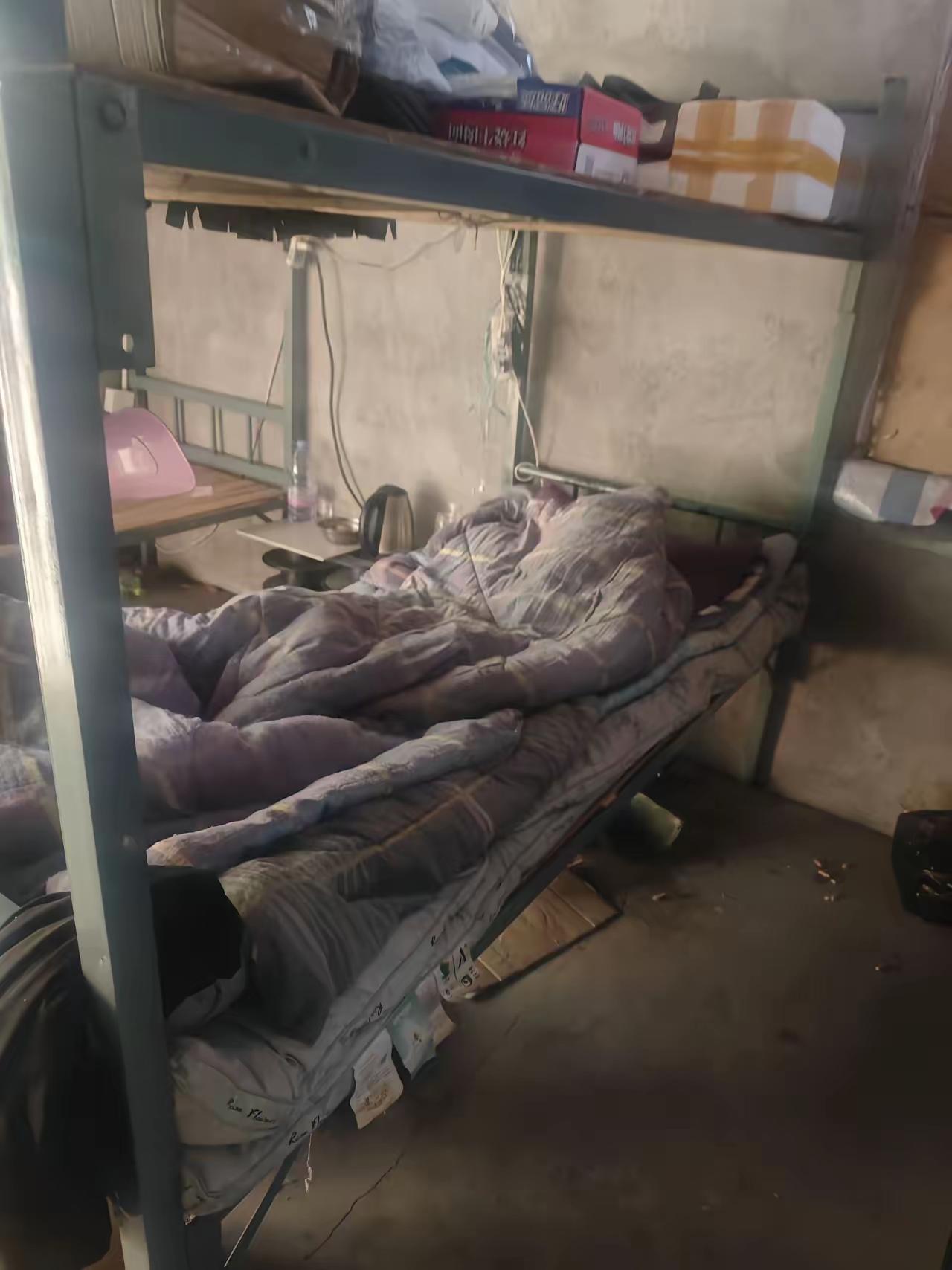 你发现没有，长年在工地上打工的男人，一旦工程结束了，和老板把工算清账结完，很多人