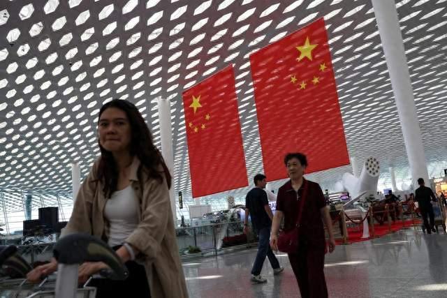国庆出游被强制购物：30天内可退货，旅行社得垫钱