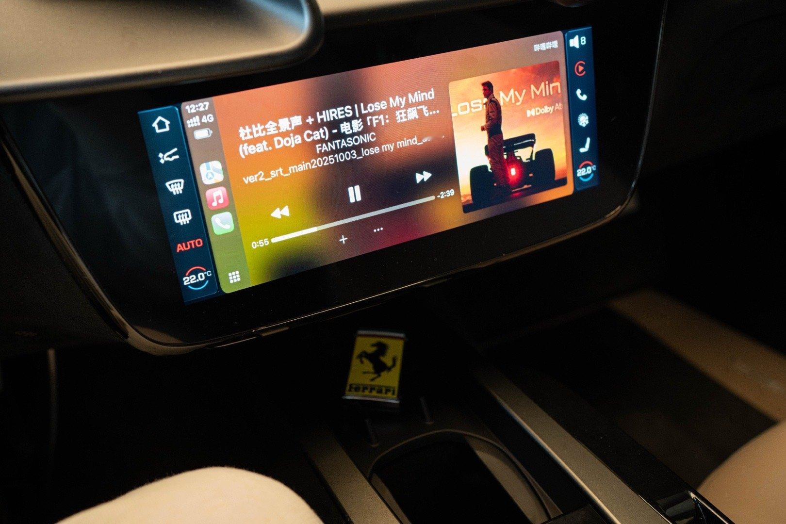 认真体验了一下法拉利amalfi的新款车机系统中控屏幕易用性提升还是蛮大的 菜单