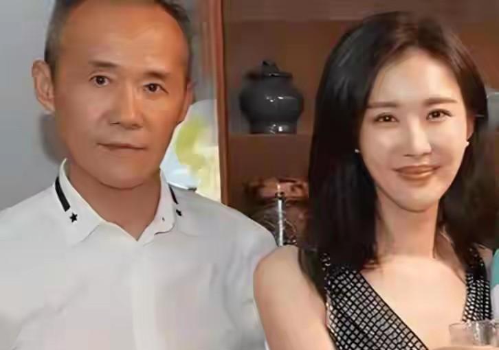 王石73岁，田朴珺43岁，元旦零互动，这糖里是掺了玻璃渣吗？
这对相差30岁的“