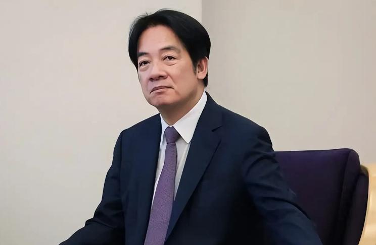 郑丽文的飞机还没落地上海，赖清德当局那边就动手了！台北地检署重启两年前的"印太经