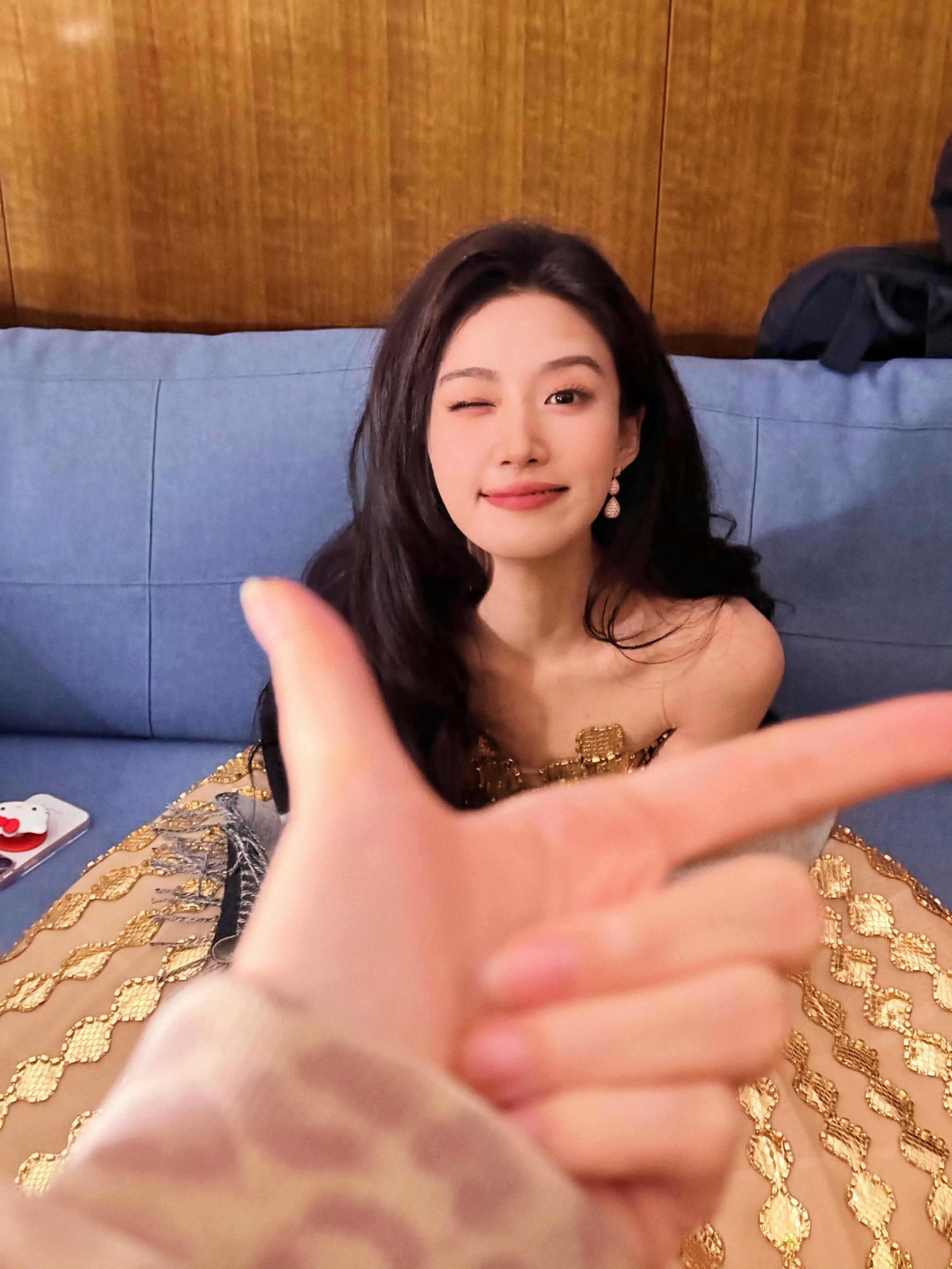 卢昱晓品质盛典宣传何不同舟渡从解读就能感受到满满用心，卢昱晓讲透了逆境救赎里的柔