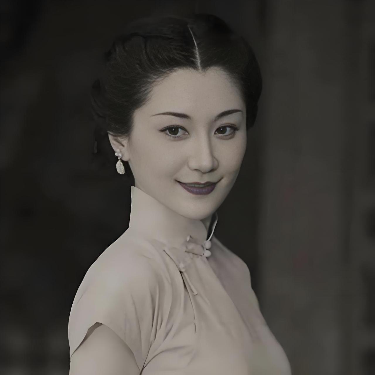 1948年，年轻漂亮的国军团长妻子陈愉照顾丈夫住院期间，惨被6名国民党军官侮辱数