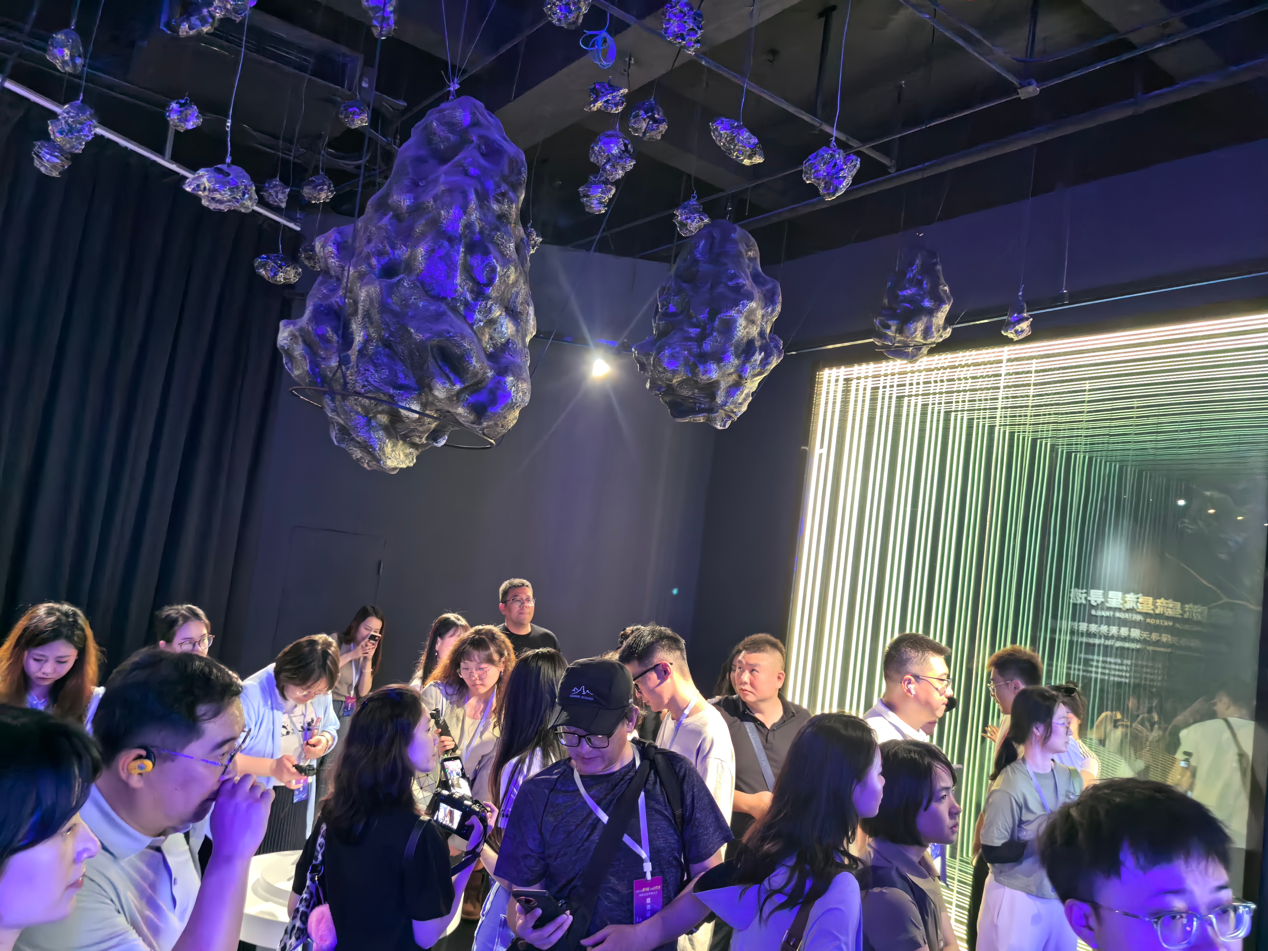 开局之年看中国开放自贸港 🔭 400余件陨石标本，就在海南文昌！4月14日，海