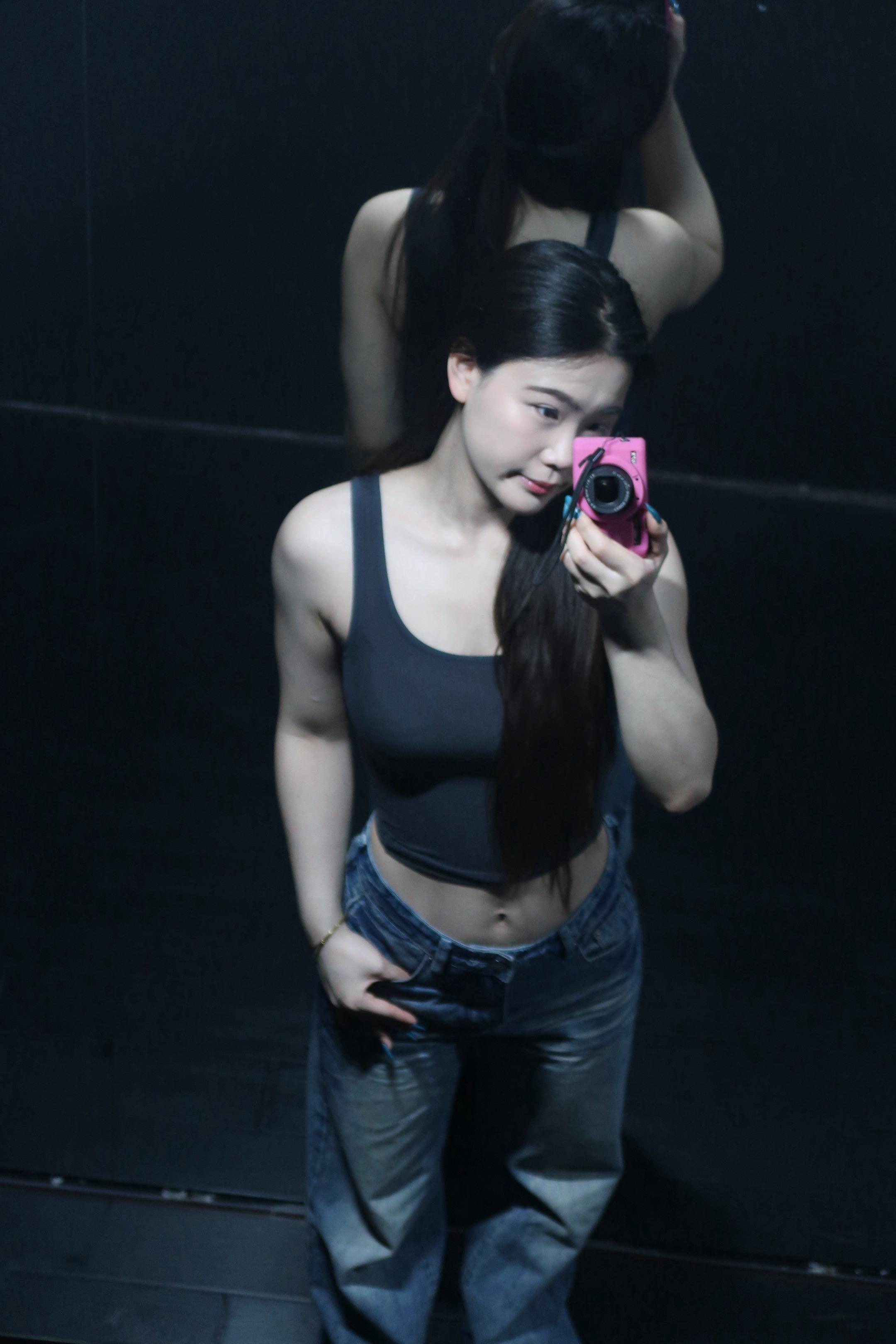 身材管理 健身日常 健身 健身穿搭 马甲线