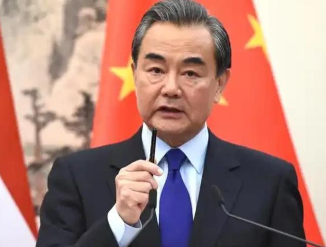 40000人阵亡，100艘战舰会被击沉？美媒表示，台海开战解放军伤亡惨重，大陆在