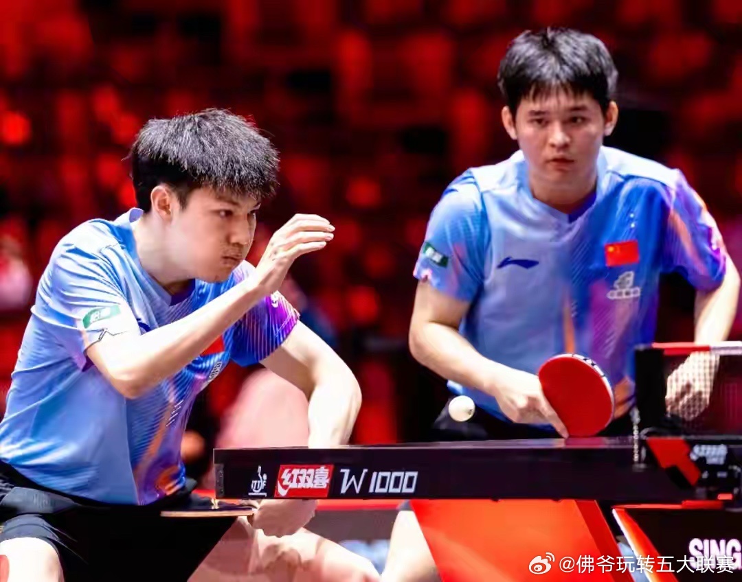 创赛事纪录！新加坡大满贯国乒双打颗粒无收，年轻组合惜获银牌林诗栋黄友政进新加坡大