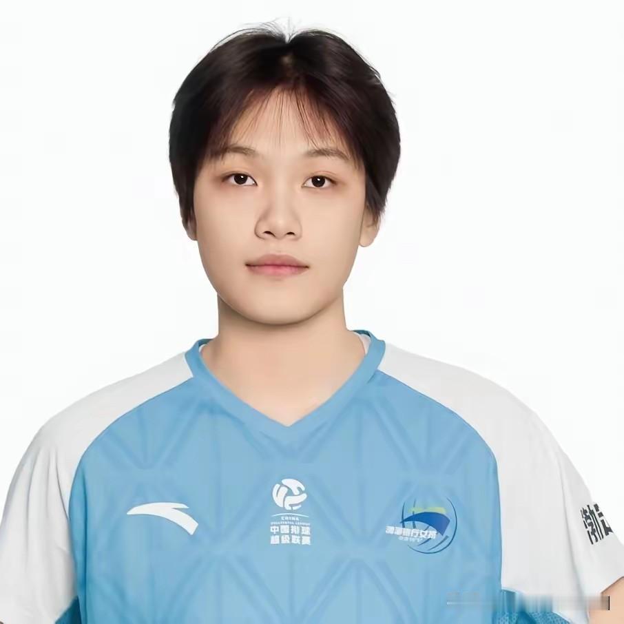 随笔。
  不得不说，年轻的女排，起伏大，第一局以25比14输。
  第二局天津