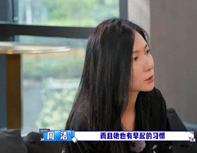 夜猫子遇晨起鸟，胡军李乃文录节目录出“工伤”