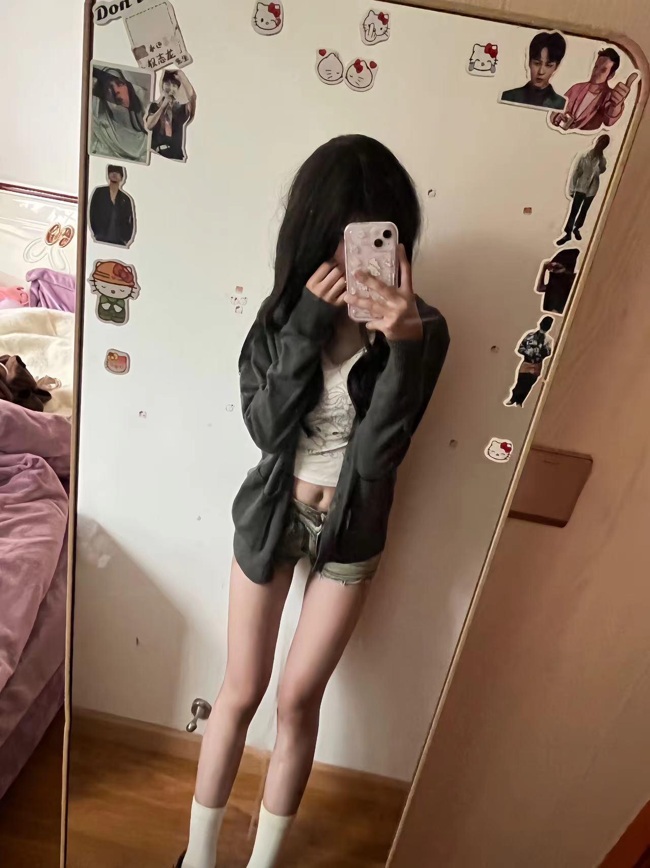 我从来不是一个善解人意 懂事的小女孩 所有的好 只是因为我喜欢你呀