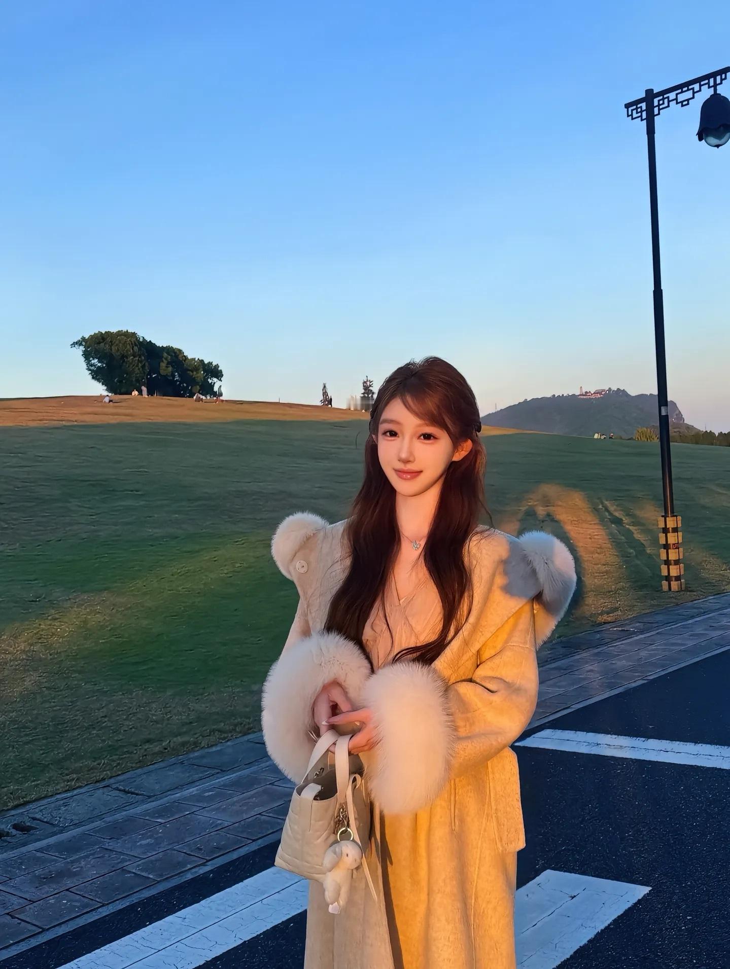 好久没更新了今天是韩系温柔风～ 