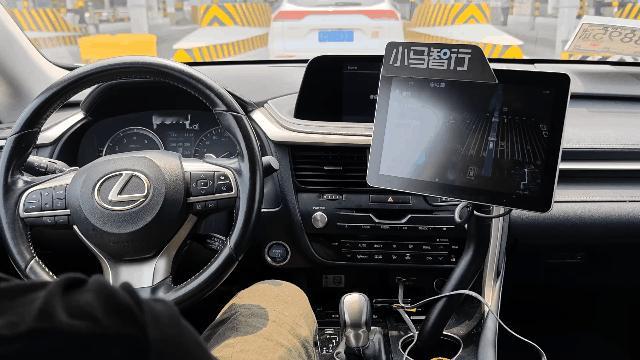 #无人驾驶出租车会成为主流吗##大v聊车# 【无人驾驶出租车进入现有交通系统是利