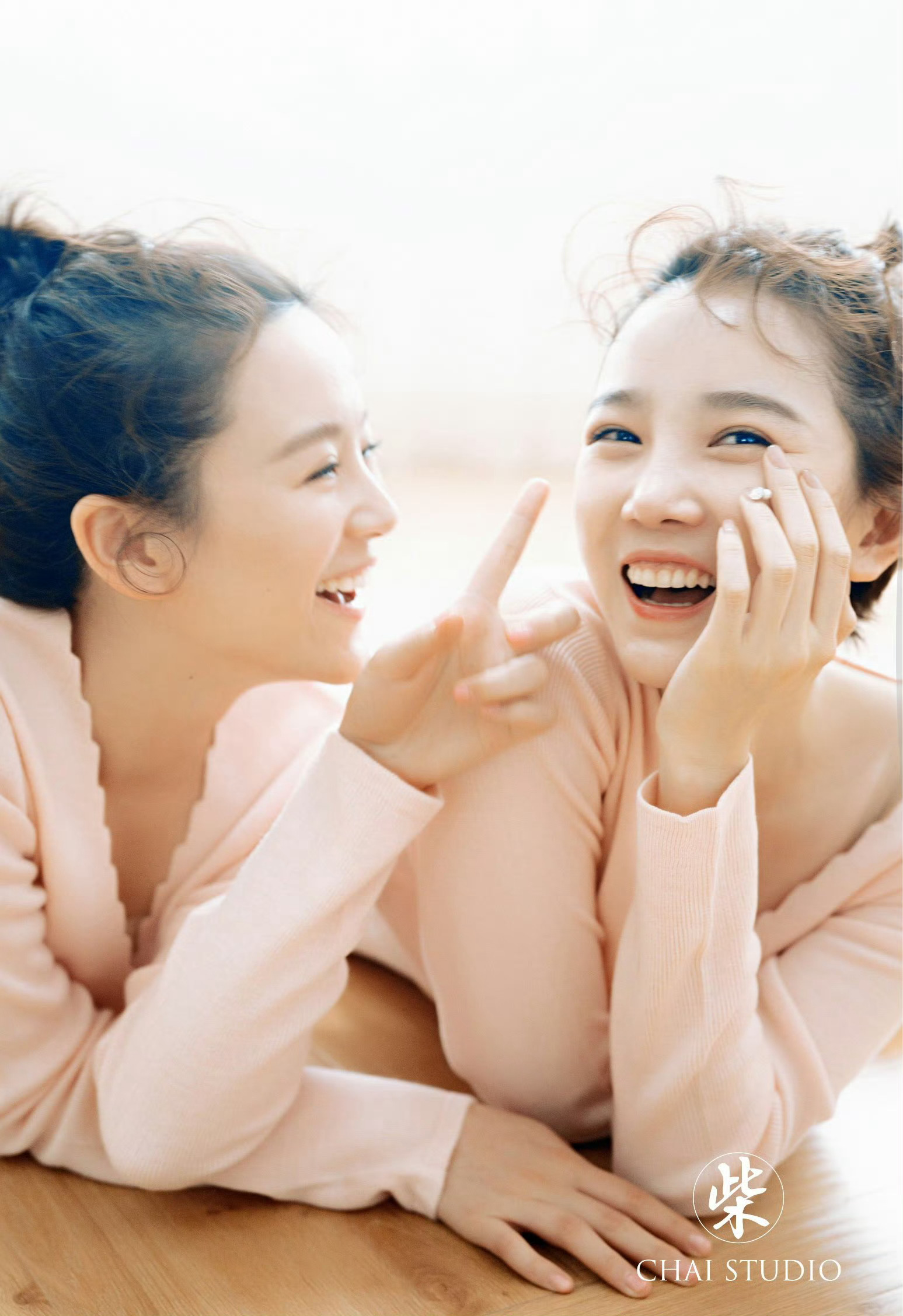 陈小纭和曾一萱芭蕾写真 