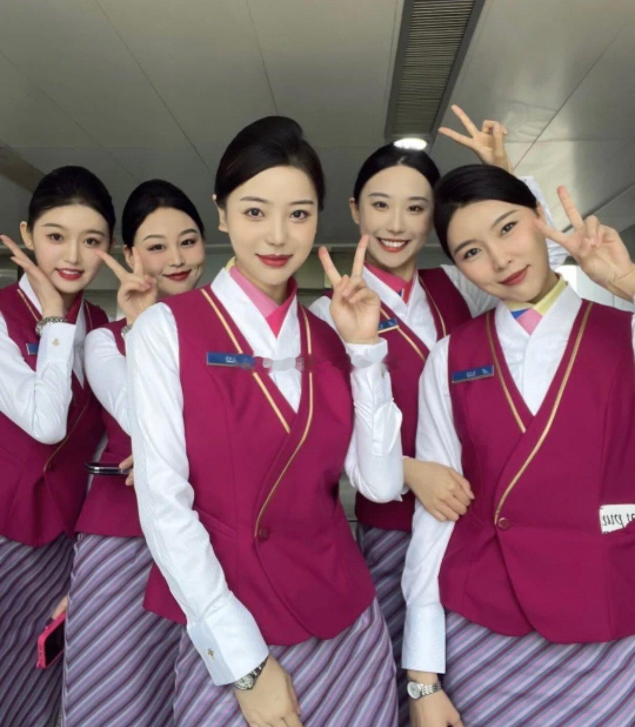 一起比个耶空乘民航乘务员