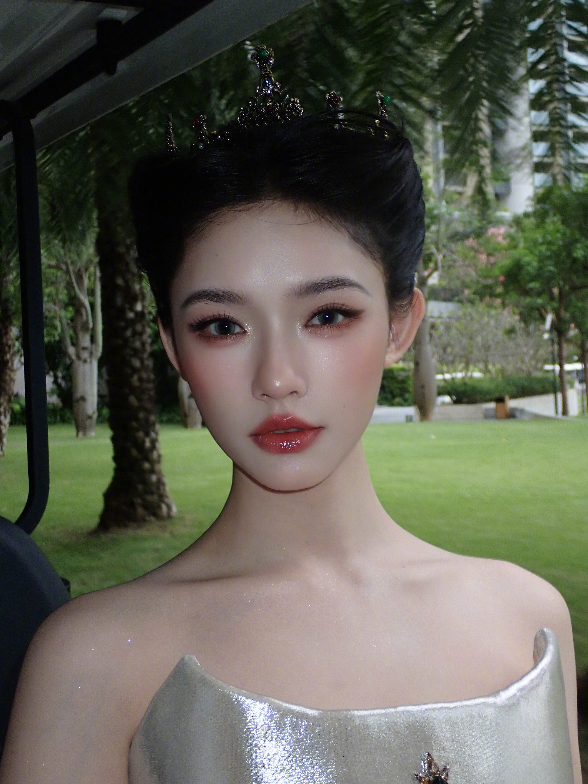 提及《归鸾》，外界流传张凌赫和林允会在某个月份进组参与其中，与此同时，该剧集确定