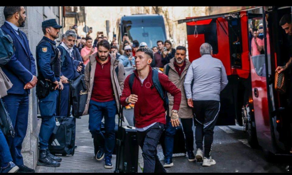 2月24日讯 在上周的欧冠淘汰赛附加赛首回合比赛中，皇马客场1-0击败本菲卡，维