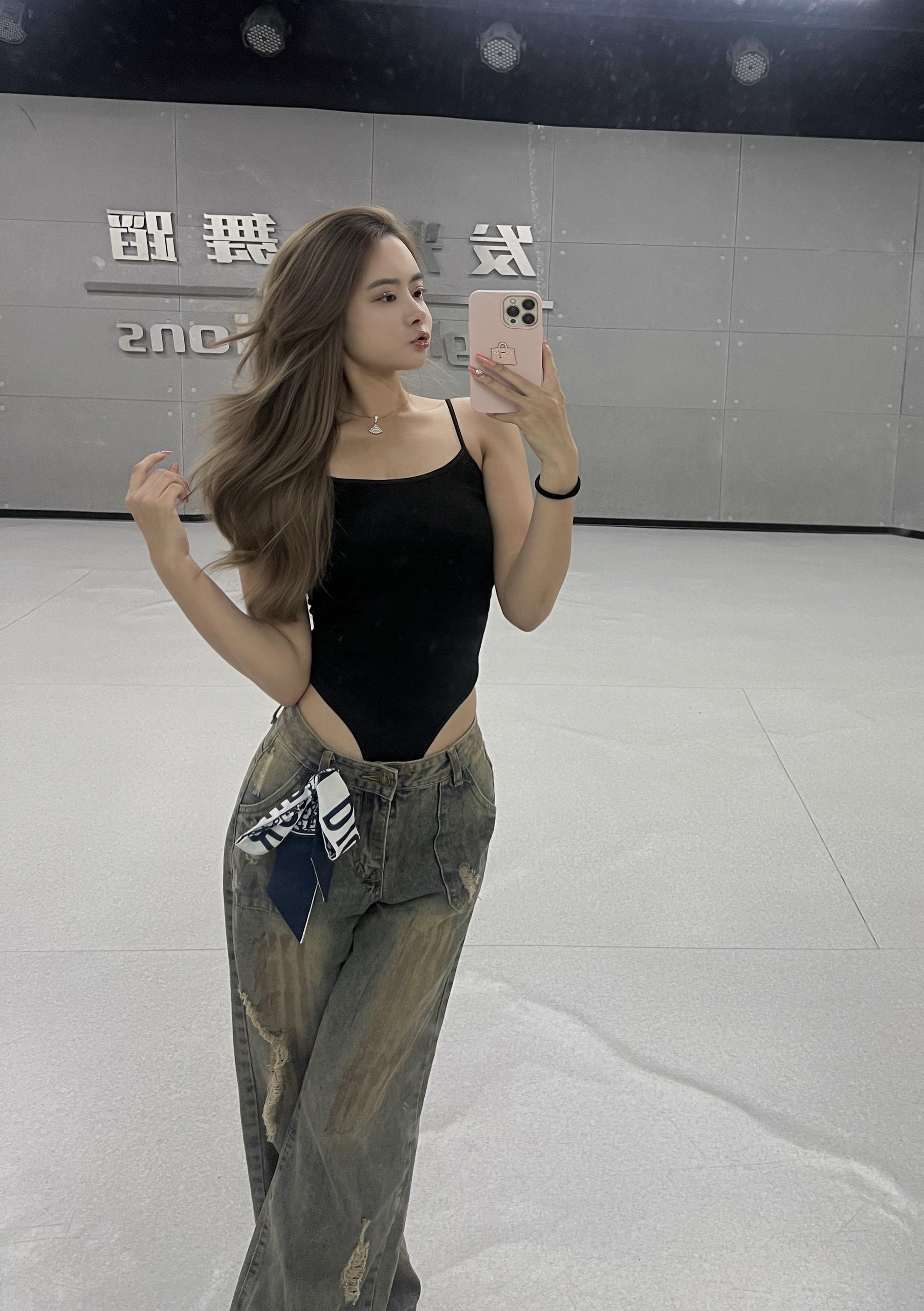 想那么多 怎么会快乐呢 享受当下 才是对的事❤️