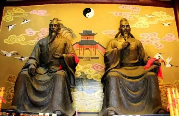 千古奇谈！李世民当场测试袁天罡、李淳风天机术，一卦分出高下，彻底折服！
 
世人