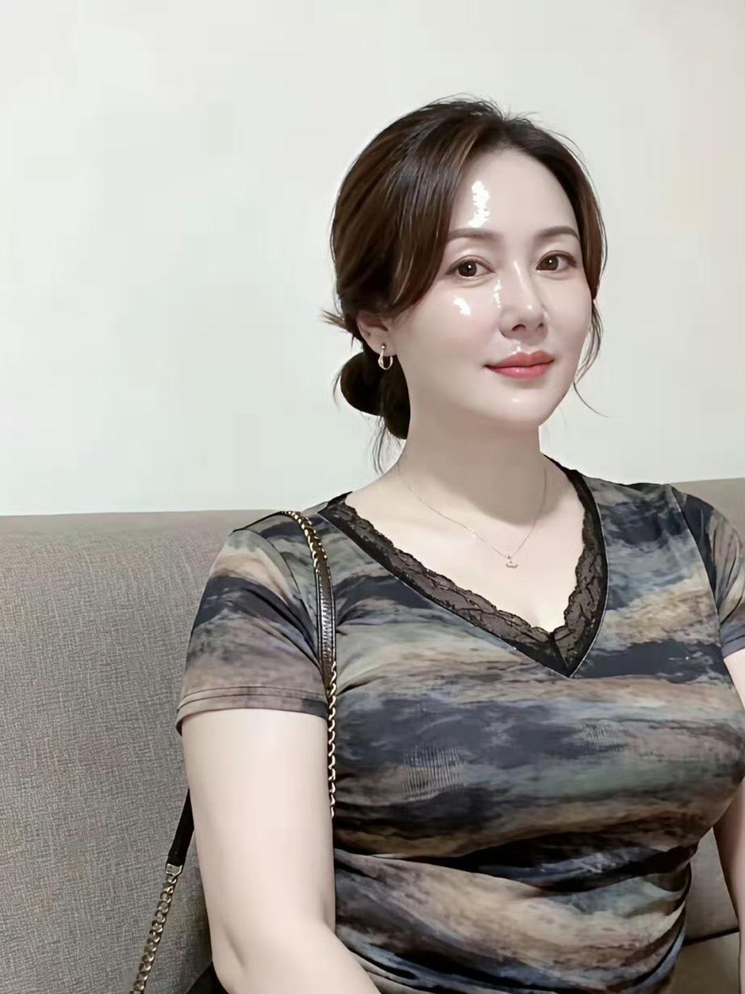 马上快到花甲之年了，还一直渴望有一场轰轰烈烈的爱情，还有希望吗？