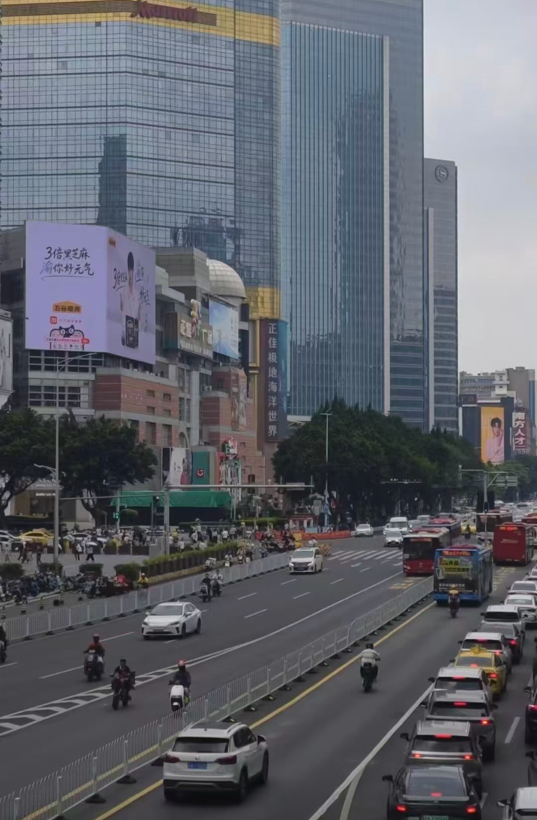看到这张图 心突然悸动了一下 说不上来是什么感觉冥冥之中你们注定都会在一起 哪怕