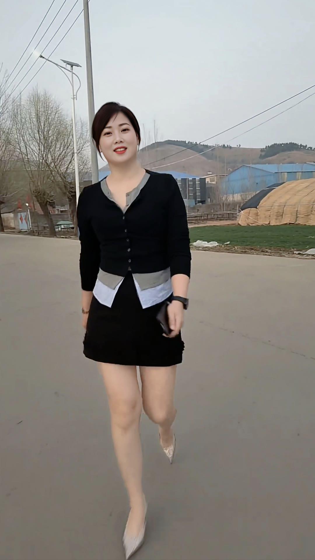 我始终认为遇到就应该好好珍惜 可结果告诉我人总会变