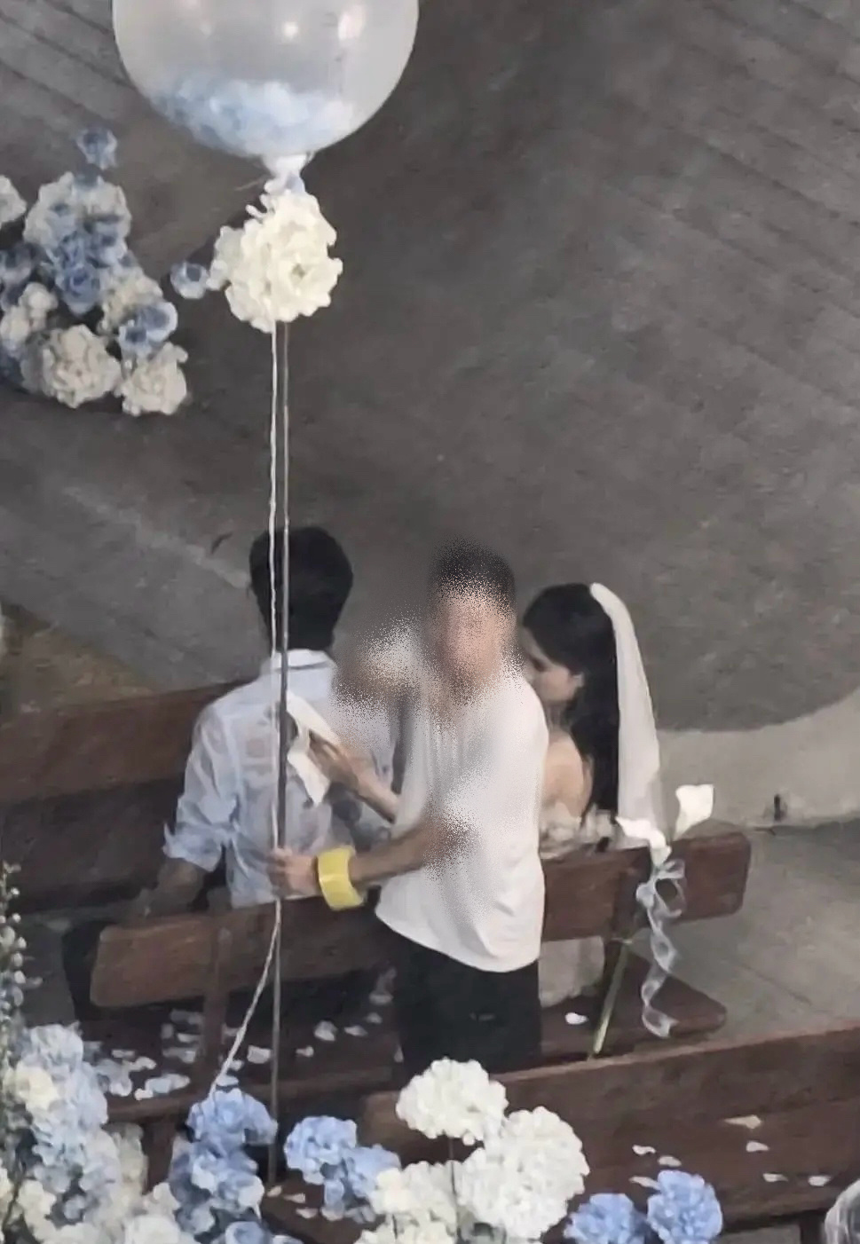 夏威仪  番综的剪辑老师您好 我怕你累着 你要不把母带放出来就行