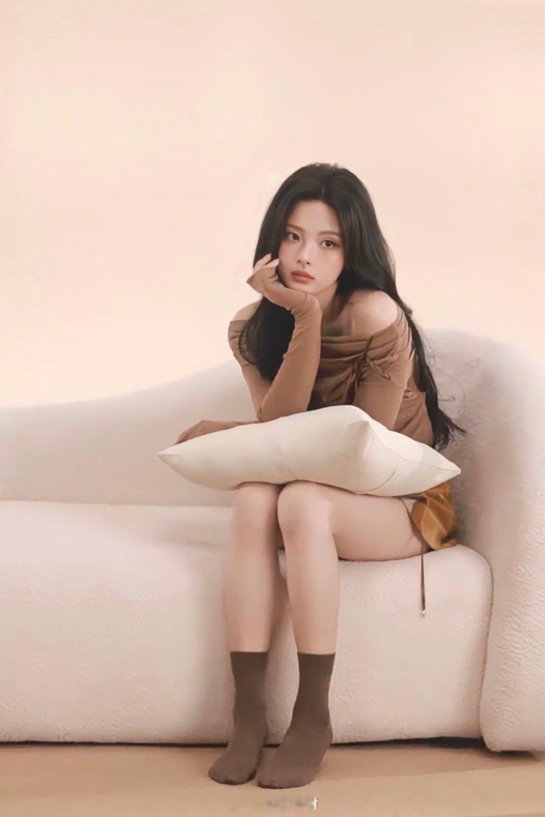 杨超越[爱你][打call][打call][打call][打call][色][色