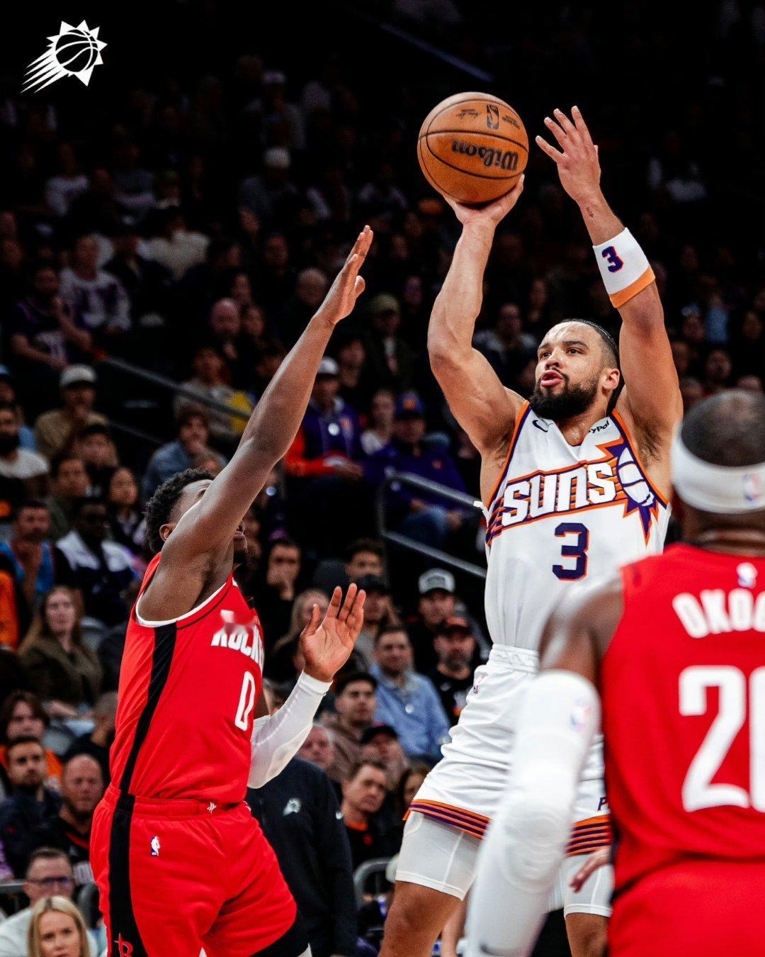 主场不出意外的不敌火箭，狄龙很好的向前东家证明了自己，但没想到的是霍元丙更证明自