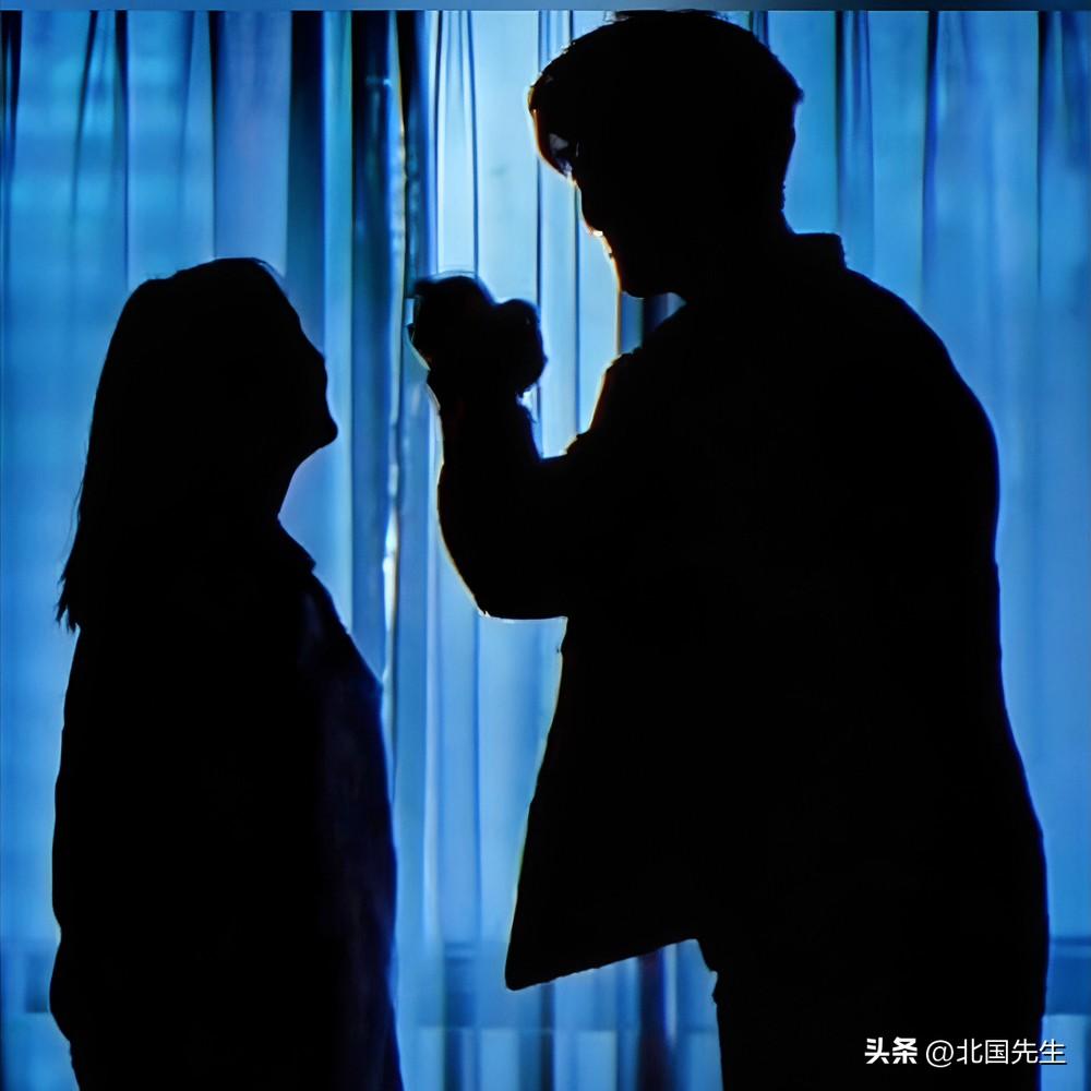 婚姻出现问题，为何不修复，而是出轨？

从“蜜月，磨合，死寂，伙伴”。
容易出问