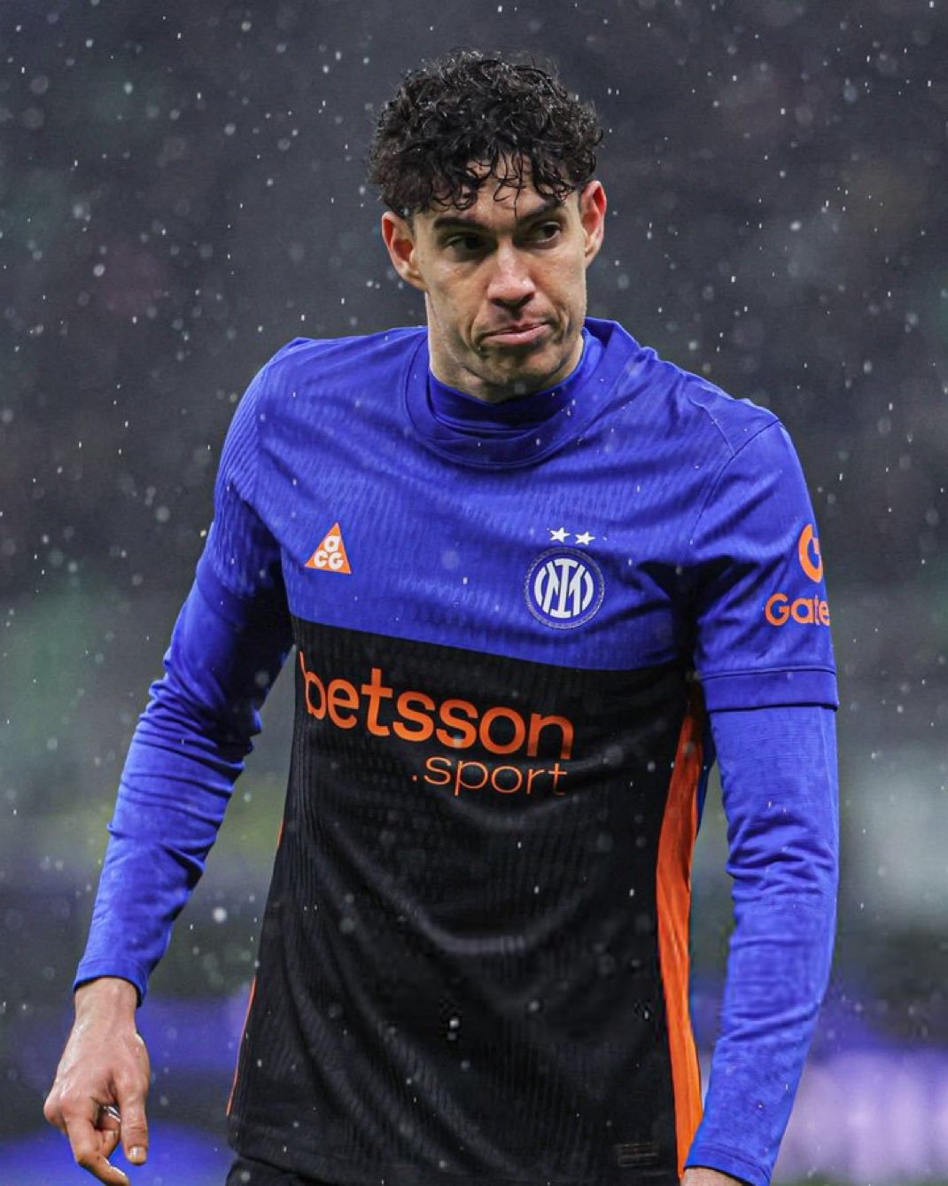 罗马体育报：国米对巴斯托尼最低估价不低于7000万欧元。至死不渝红蓝魂马竞vs巴