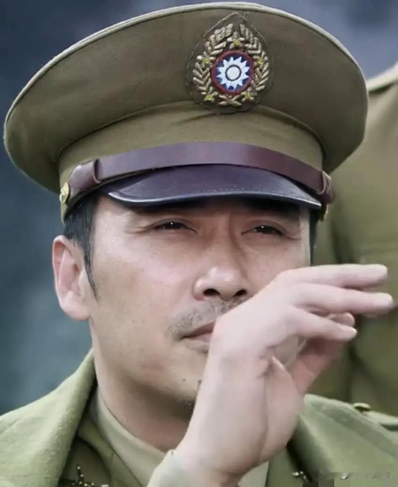 6大谍战实力派男演员，谁是你心中的第一？
 
1、柳云龙：谍战教父，《风筝》《暗