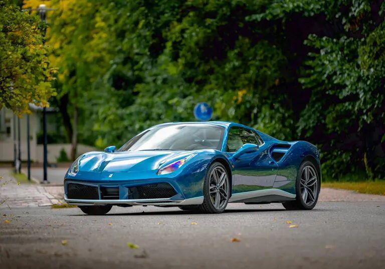 Tailor Made 法拉利 488 Spider Ispirata da R