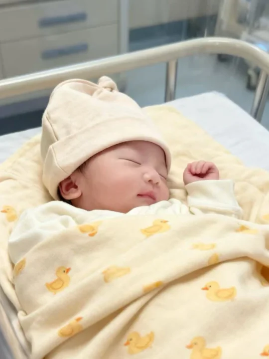 39+5生了，看到说明你也会有足月健康的宝宝