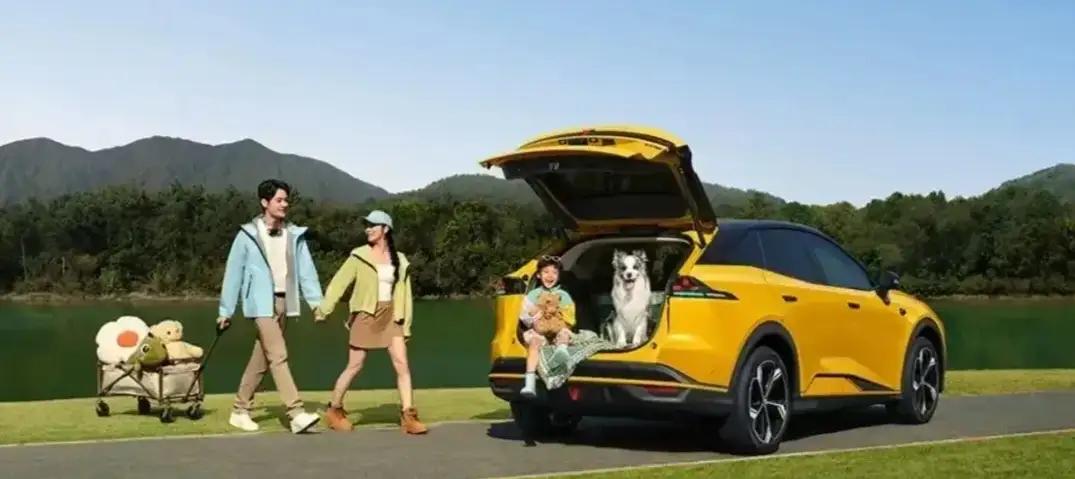 不管你信不信，2026年将出现五大现象
 
1、退休金不会再出现有人拿一万多，有