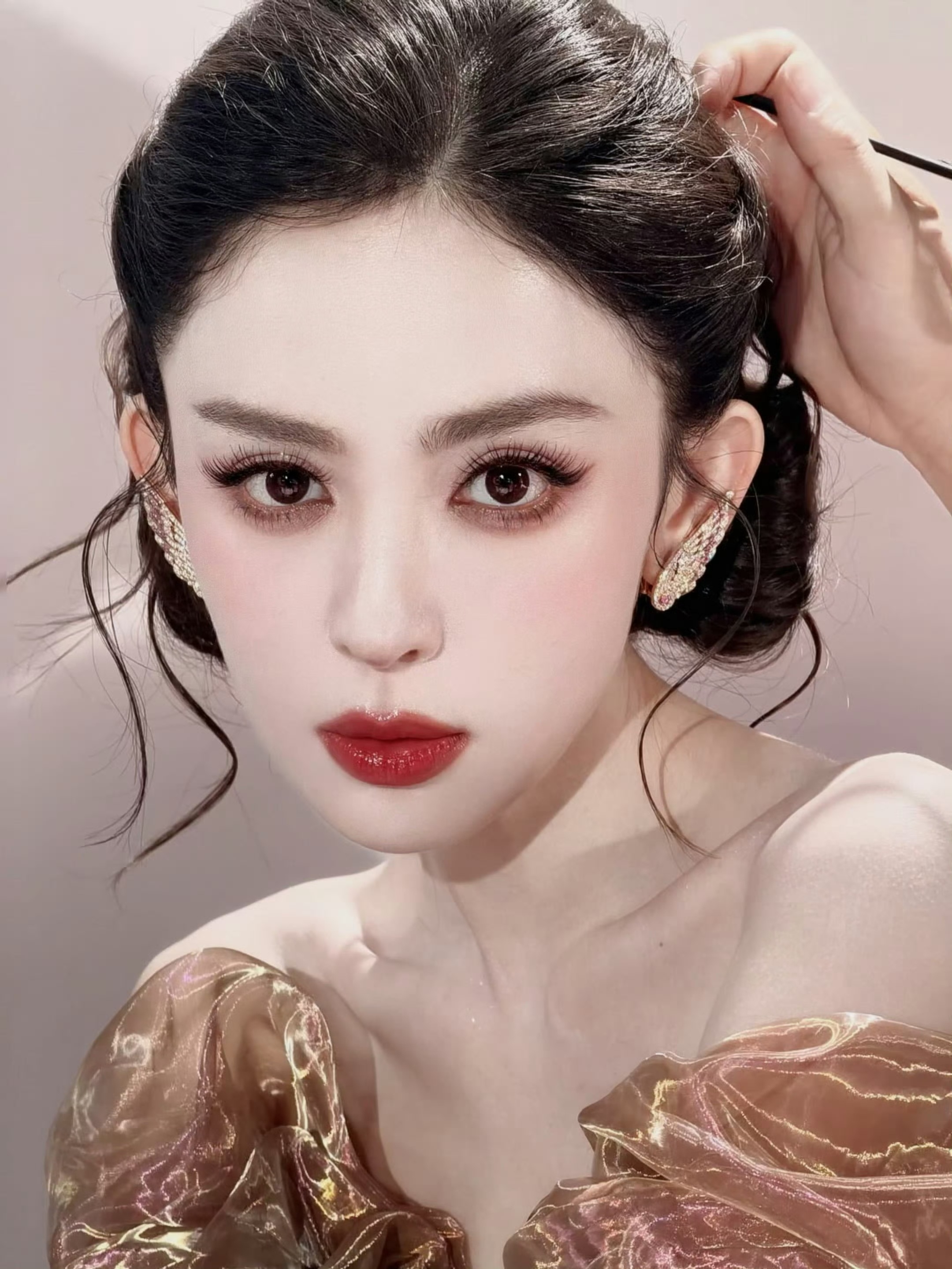 娜扎 live的神可清冷神女、可热辣甜妹、可飒爽侠女；娜扎live永远稳定输出美