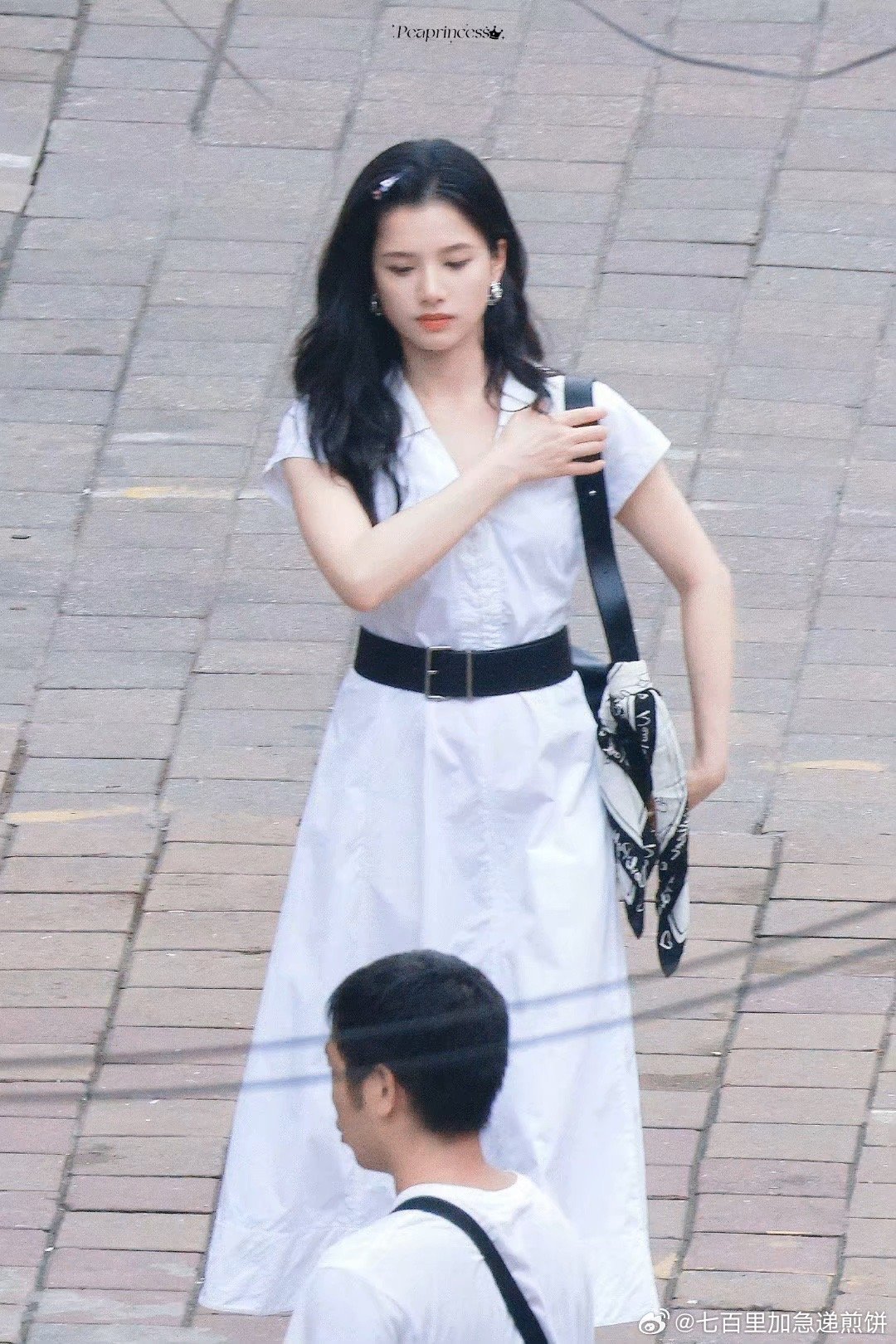 张婧仪的野狗骨头新路透 ​​​
