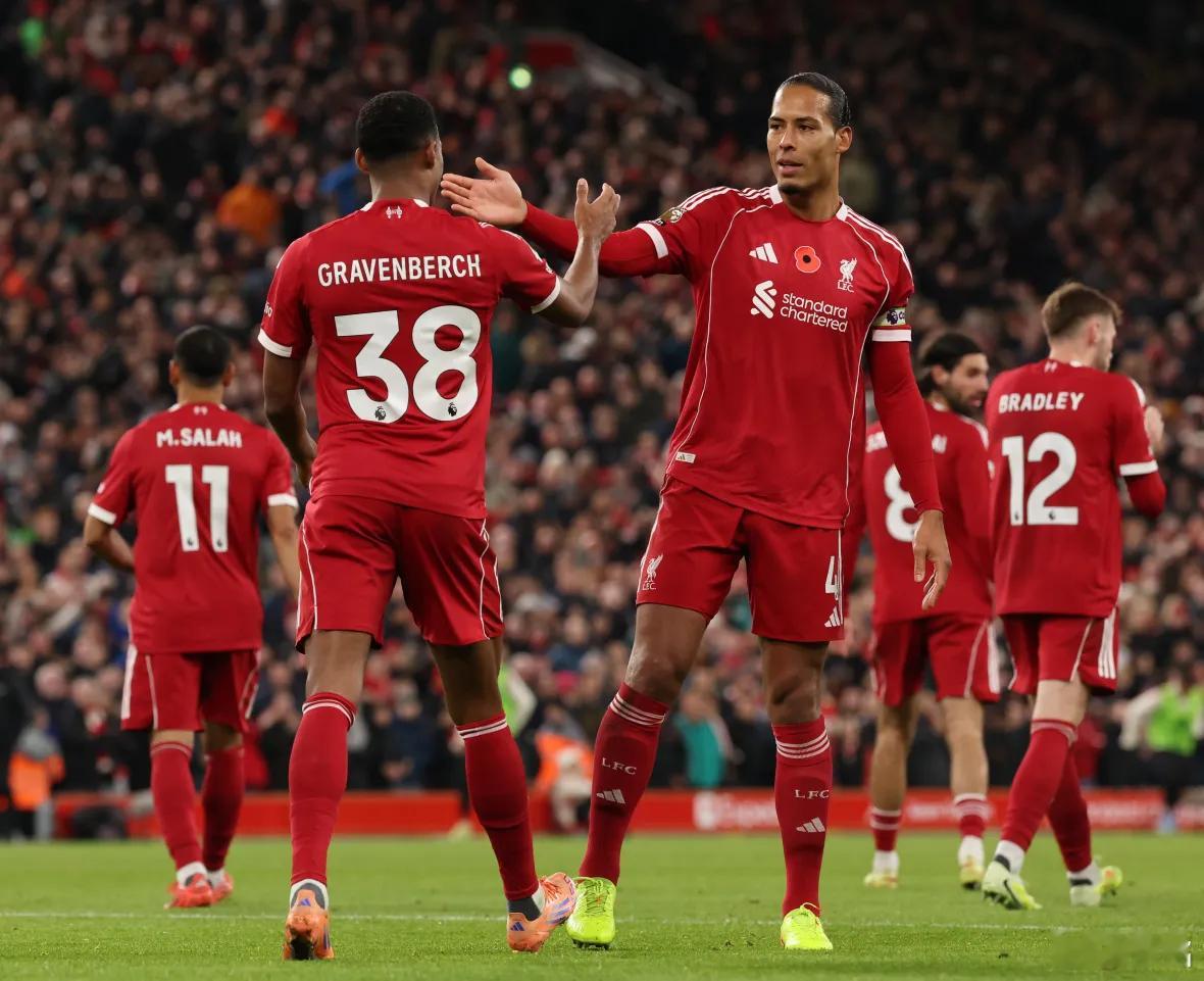 利物浦2比0维拉 足球世界里，很多人也是睚眦必报。上赛季欧冠利物浦输给大巴黎，评