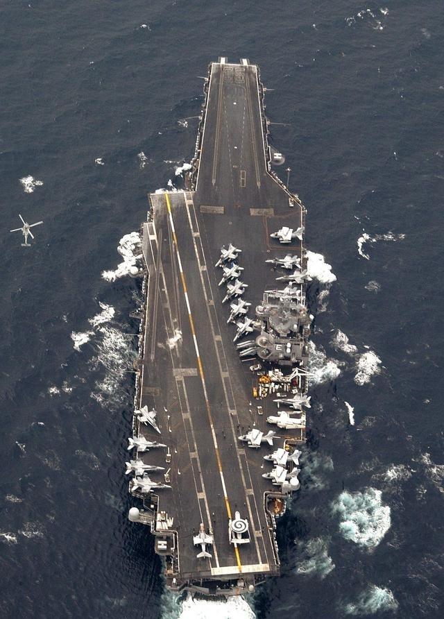 为什么经常常听到军事专家会说弹道导弹打航母呢？原因很简单，因为没办法量化，也没办