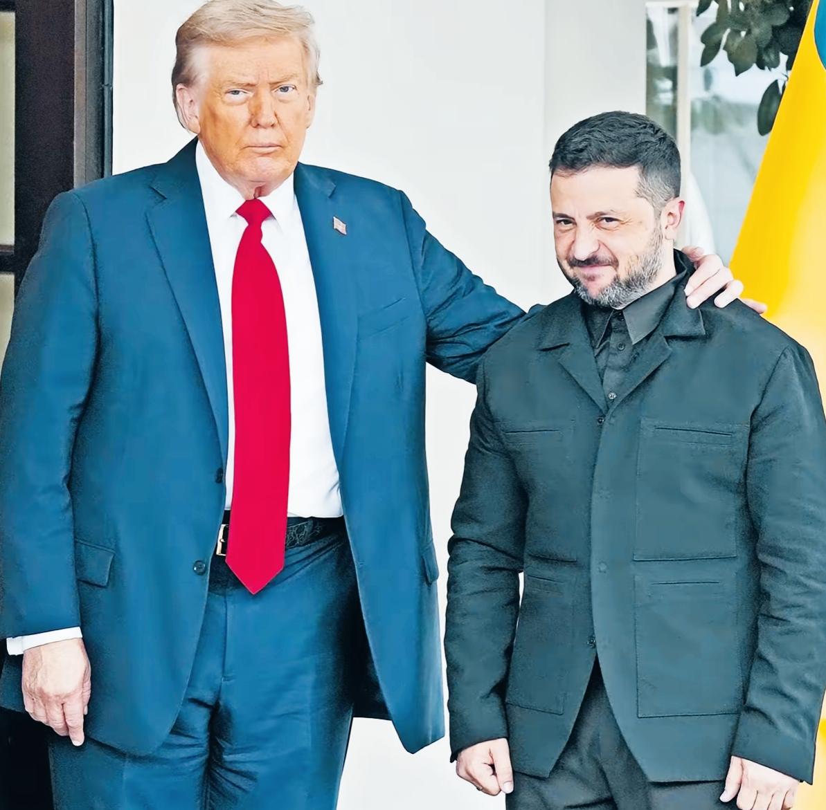 特朗普和泽连斯基两人的表情挺耐人寻味啊！
特朗普和泽连斯基两人的表情挺有特点啊！