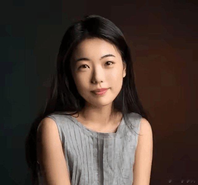人大撤销蒋方舟硕士学位中国人民大学现已作出撤销蒋方舟硕士学位的处理决定。校方发布