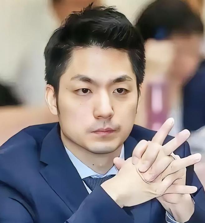 荒唐至极！6月2日，针对日菲悄悄抱团商议瓜分中国台湾东侧经济海域，台北市长蒋万安