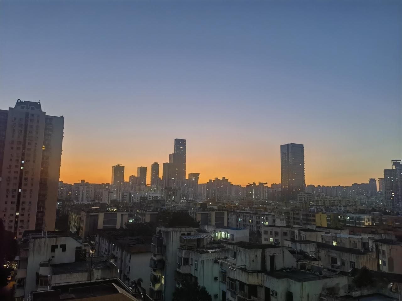 日出东方，光芒万丈，不一样的色彩！